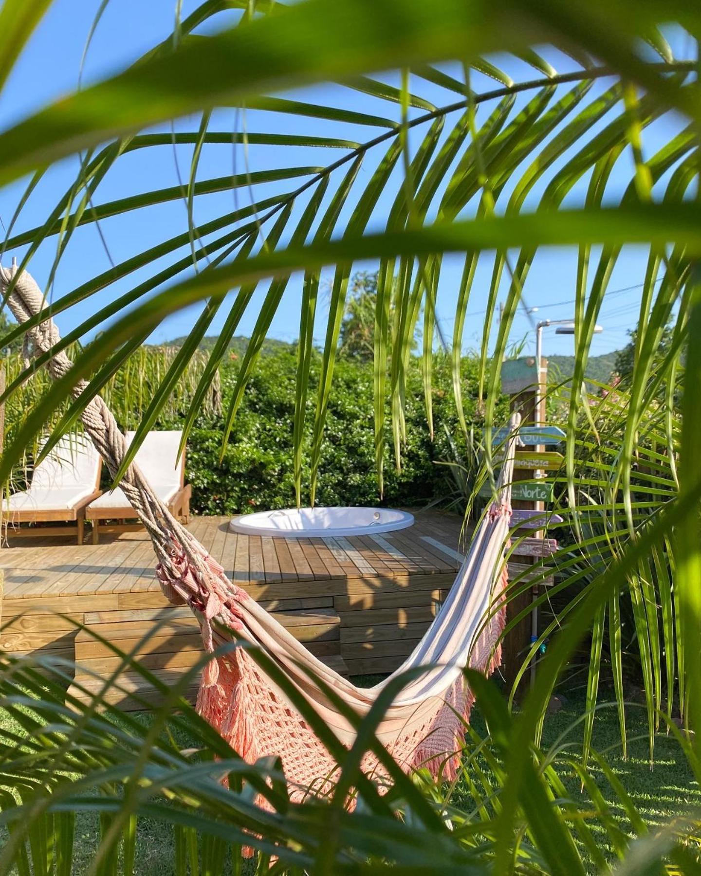 Kanaloa Vibe Stay Praia do Rosa Bagian luar foto
